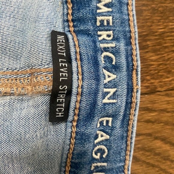 American eagle high rise Jean shorts - Picture 3 of 3